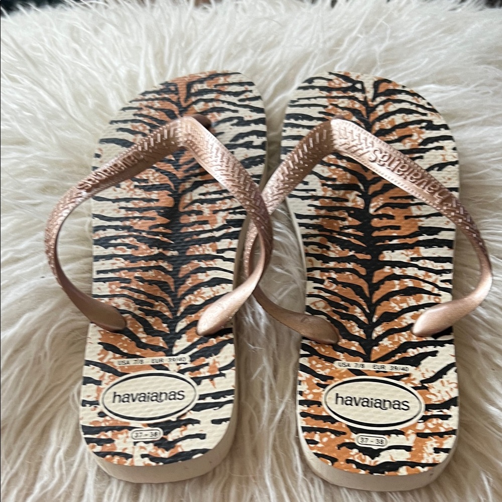 Havaianas Tiger Stripe Flip Flops in Black and Tan